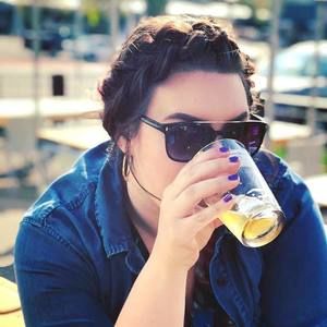 Meet your Posher, Leah